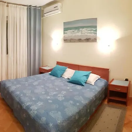 Aneli & Vendégház 3*