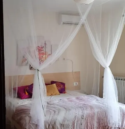 Aneli & 招待所 罗维尼